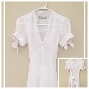 Guess / Sheer white top